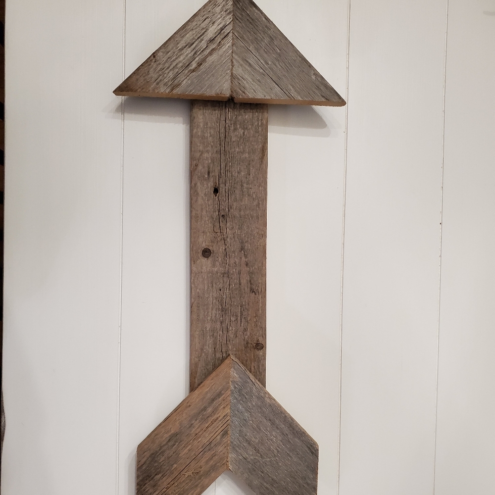 Rustic wooden arrow - Picture 4 of 4